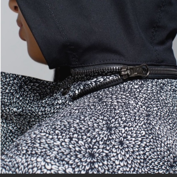 NWT edgy Lululemon Bust A Move Jacket size 10 - Picture 10 of 16